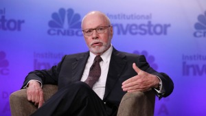 Tại sao phải tránh các tài sản xấu khi “kền kền chúa” Paul Singer kiếm được hàng tỷ USD từ chúng