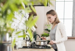 3 cách giúp phụ nữ nội trợ 'tiền đẻ ra tiền'