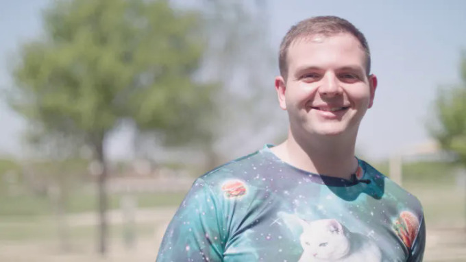 Clinton Stamper, 26 tuổi), kỹ sư phần mềm tại Google.