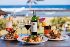 Kinh doanh F&B nhà hàng, ăn uống chờ thời - HappyLive