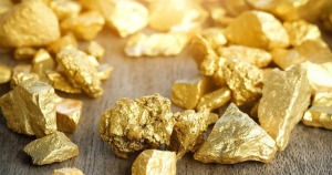 Giá vàng đi xuống trong lúc nhà đầu tư ngóng quyết định của Fed - HappyLive
