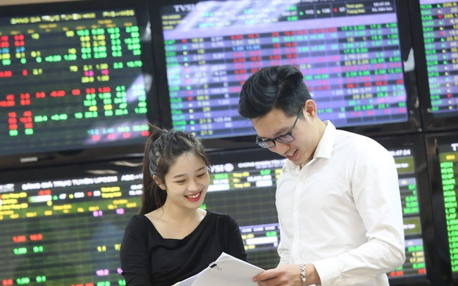 vdsc-ap-luc-ban-rong-giam-dan-tam-ly-cua-nha-dau-tu-ca-nhan-tren-ttck-viet-nam-da-on-dinh-dang-ke-happy-live-1