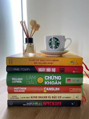 5 cuốn sách vỡ lòng cho các nhà đầu tư chứng khoán F0