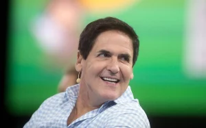 loi-khuyen-dau-tu-hieu-qua-cuc-ky-don-gian-cua-ca-map-mark-cuban-thanh-toan-cac-khoan-no-song-tiet-kiem-va-doc-nhieu-sach-happy-live-1