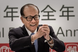 Lý Gia Thành: Một người thật sự thành công, không cần dùng cách "thể hiện" để chứng minh - HappyLive