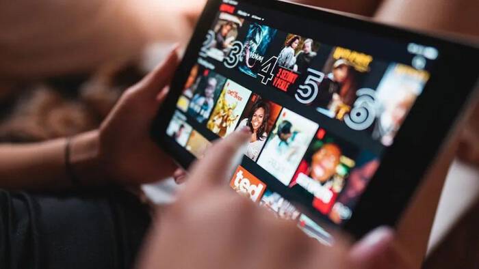 Netflix có đang thực sự lao dốc?
