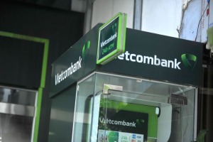vietcombank-giam-lai-suat-1-nam-doi-voi-cac-khoan-vay-vnd-cho-cac-khach-hang-ca-nhan-va-doanh-nghiep-happy-live-1