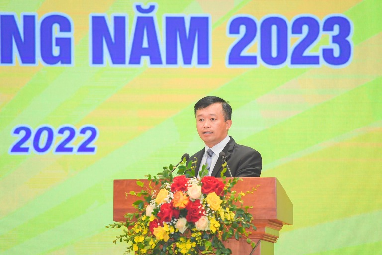 ngan-hang-hien-ke-vuot-qua-kho-khan-thach-thuc-trong-nam-2023-happy-live-5