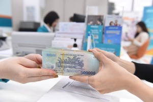 ngan-hang-thong-nhat-se-giam-lai-suat-huy-dong-happy-live-1