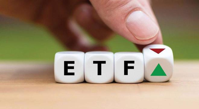 hai-quy-etf-quy-mo-gan-1-ty-usd-sap-mua-hang-chuc-trieu-co-phieu-ngan-hang-va-bat-dong-san-happy-live-1