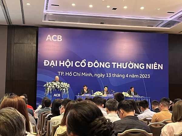 loat-ngan-hang-dhdcd-he-lo-ket-qua-loi-nhuan-quy-1-nhnn-tang-bom-tien-happy-live-2
