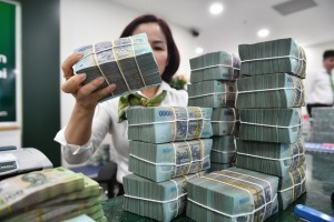 cac-ong-lon-ngan-hang-dong-loat-giam-lai-suat-huy-dong-happy-live-2