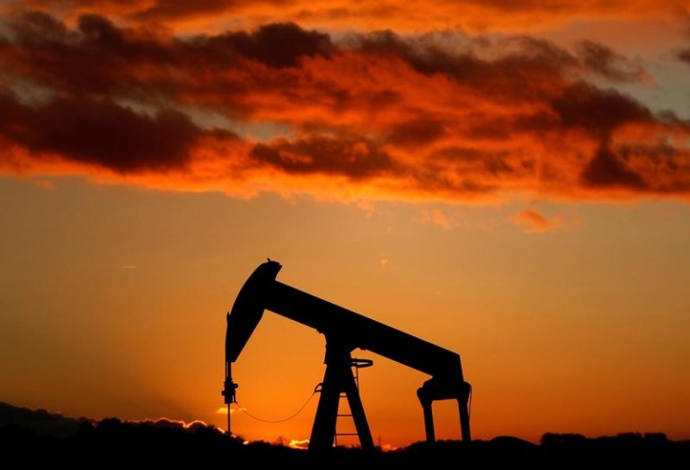OPEC-nhat-tri-cat-giam-san-luong-khai-thac-dau-trong-ca-nam-2024