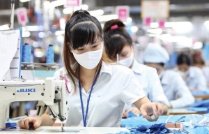 pmi-thang-5-2023-so-luong-don-dat-hang-moi-giam-mạnh-nhat-trong-20-thang-happy-live-1