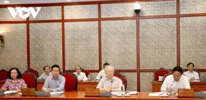 bo-chinh-tri-yeu-cau-co-giai-phap-cho-trai-phieu-dn-bat-dong-san-chung-khoan-happy-live-3