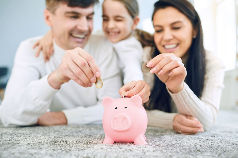 Tài chính hôn nhân và cách các cặp đôi đạt được sự cân bằng giữa tài chính và hạnh phúc