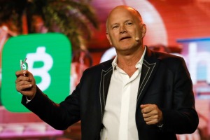 Tỷ phú Mỹ Mike Novogratz đầu tư 100.000 USD như thế nào?