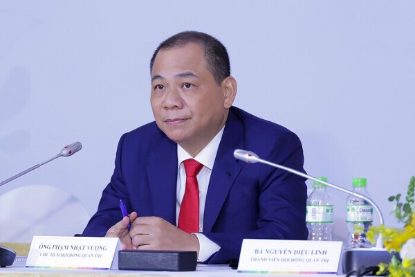 cong-ty-cua-ty-phu-pham-nhat-vuong-sap-mua-hon-16-trieu-co-phieu-vinhomes-vhm-happy-live-2
