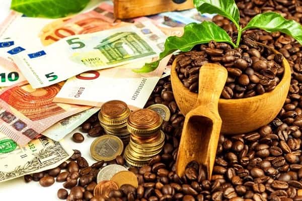 Để sống trọn vẹn, cần tái tạo và trải nghiệm giá trị cá nhân