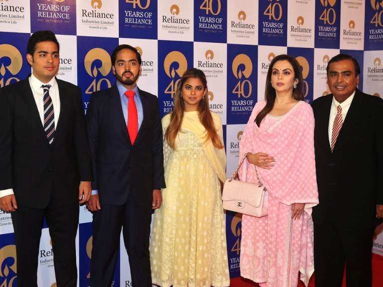 Mukesh Ambani và con đường trở thành tỷ phú bậc nhất châu Á