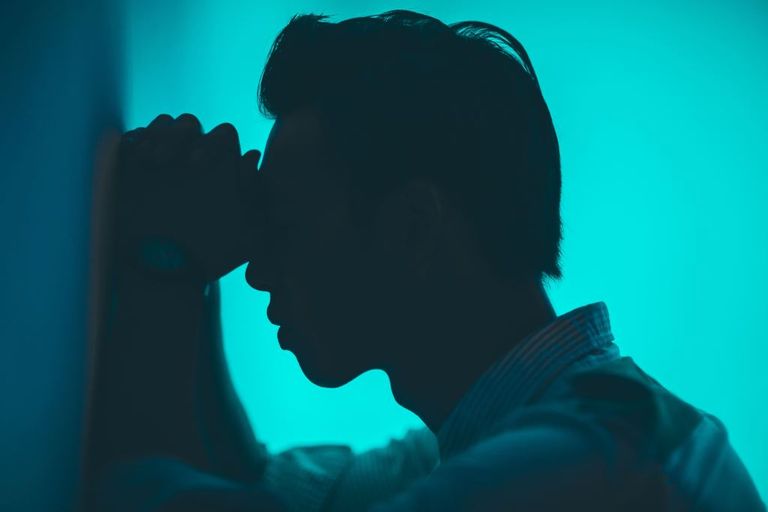 Trong việc tự kỷ luật, dựa vào ý chí thôi thì chưa đủ