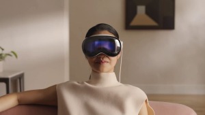 Cảnh tượng chưa từng có ở Apple: Đám đông xếp hàng mua Vision Pro, có người đợi từ 9h tối hôm trước - Happy Live