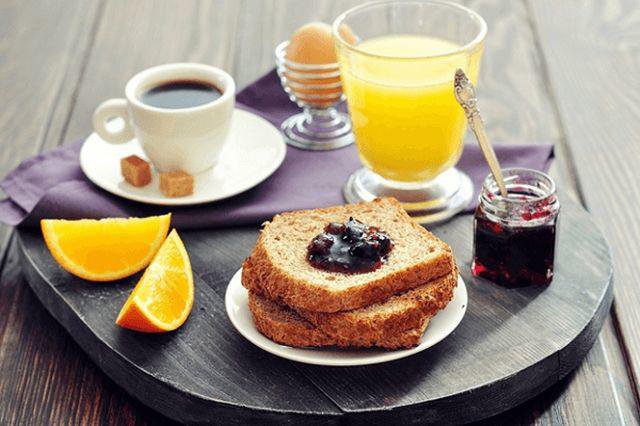 Sai lầm buổi sáng làm giảm năng suất hoạt động của bạn