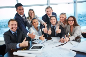 Quản lý góp ý đúng mực: 5 bí quyết "dắt dắt" nhân viên tiến bộ - Happy Live