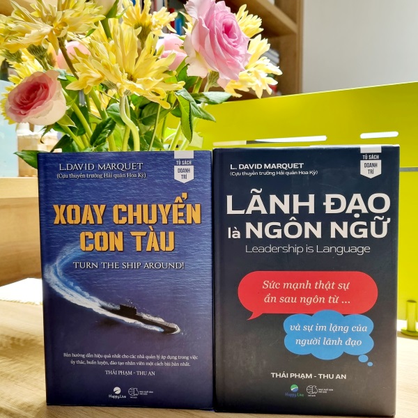 Bộ sách nâng tầm sự nghiệp: Thăng tiến công sở - Lãnh đạo vươn xa - Happy Live