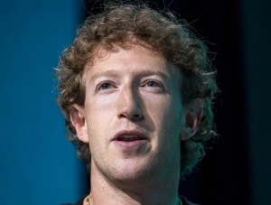 "Kẻ biến hình" vĩ đại Mark Zuckerberg