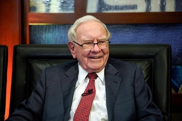 warren-buffett-cao-thu-kiem-tien-khong-lien-quan-den-trinh-do-hoc-van-hay-iq-ma-do-3-dieu-nay-quyet-dinh-happy-live-3